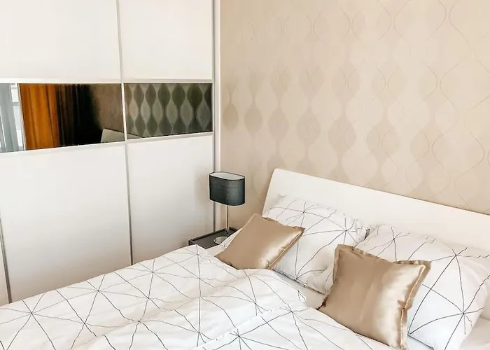 公寓 Cozy Next To Presidential Palace